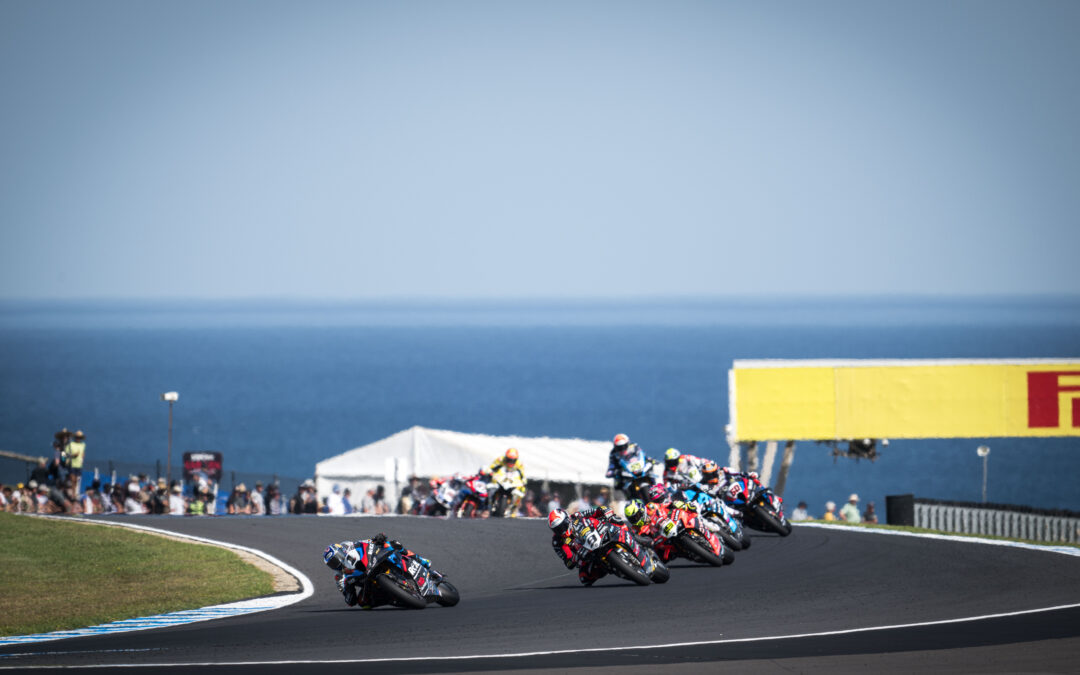 Ducati fölény a WorldSBK szezonnyitón, Razgatlioglu dobogón kezdett