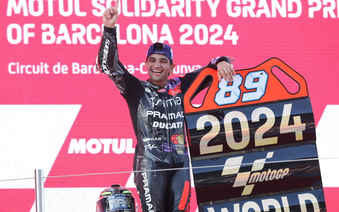 Megvalósult Martín álma, taktikus versenyzéssel a MotoGP világbajnoka lett